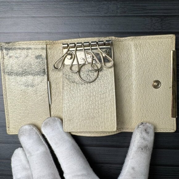 GUCCI GG Canvas 6 Ring Key Case Used|Authentic - Picture 3 of 3
